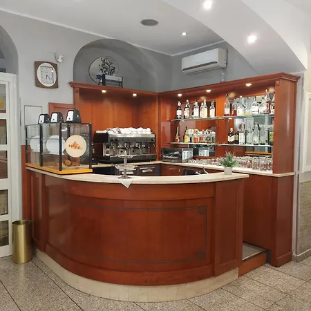 Antico Hotel 2*