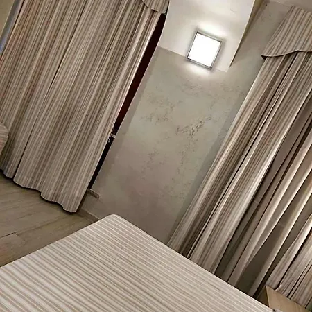 Antico Hotel 2*