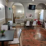 Antico Hotel 2*