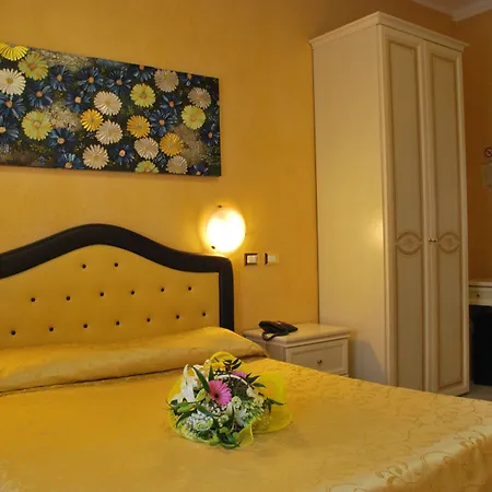 Hotel Antico 2*