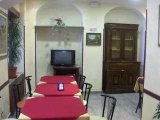 Antico מלון 2*
